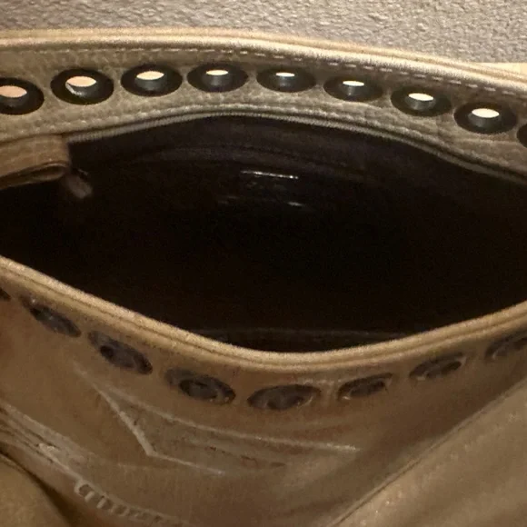 R&Y AUGOUSTI FISH EMBROIDERY PURSE LEATHER BEIGE - Picture 2 of 6